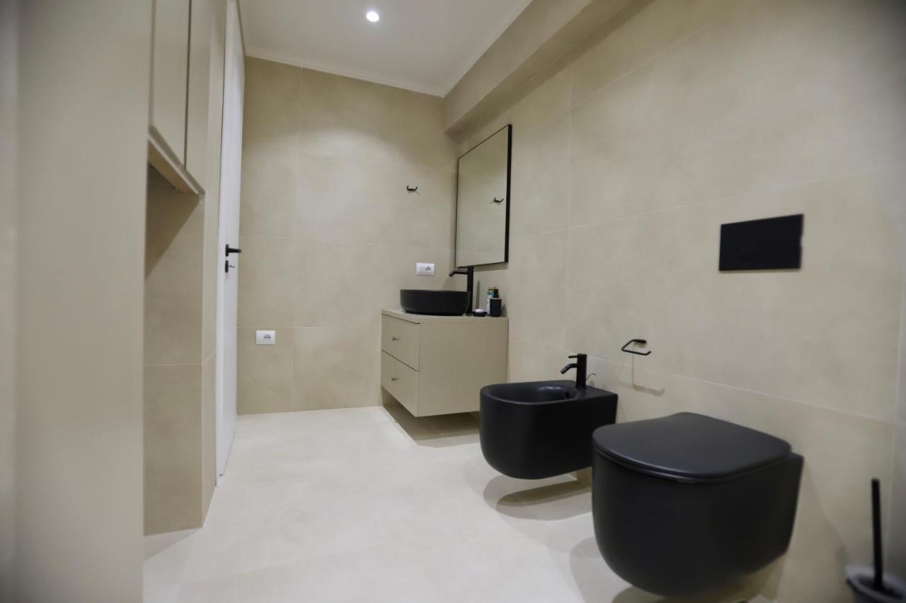Appartement La Grand - New Bazaar à Tirana Extérieur photo